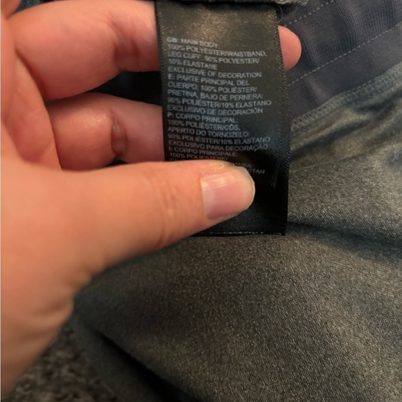 THE NORTH FACE • Boys Cinder Jogger Pants in Grey Size Large - Picture 6 of 6